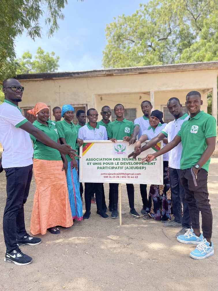 participation aux activités de la fête de la jeunesse