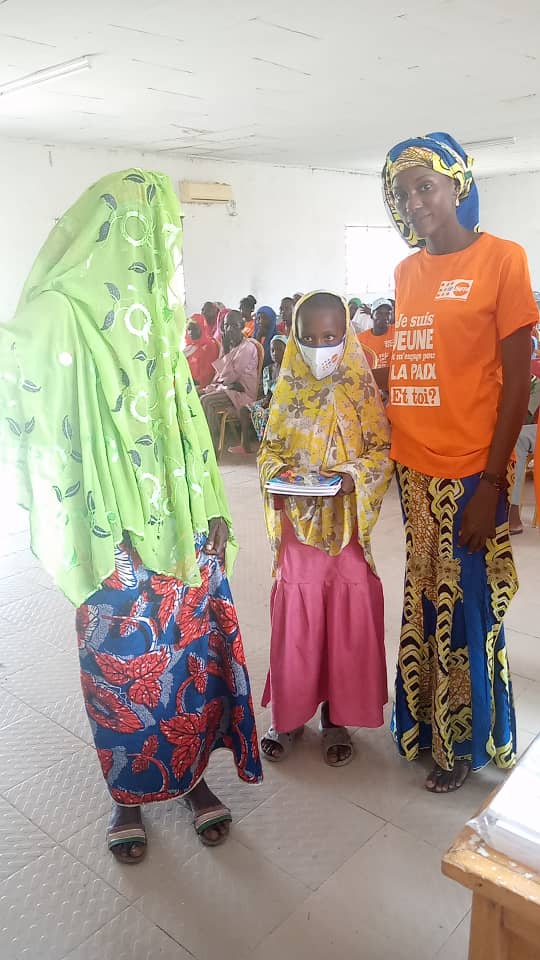 Programme « Education For All » : DISTRIBUTION DES KITS SCOLAIRE - Photo 2