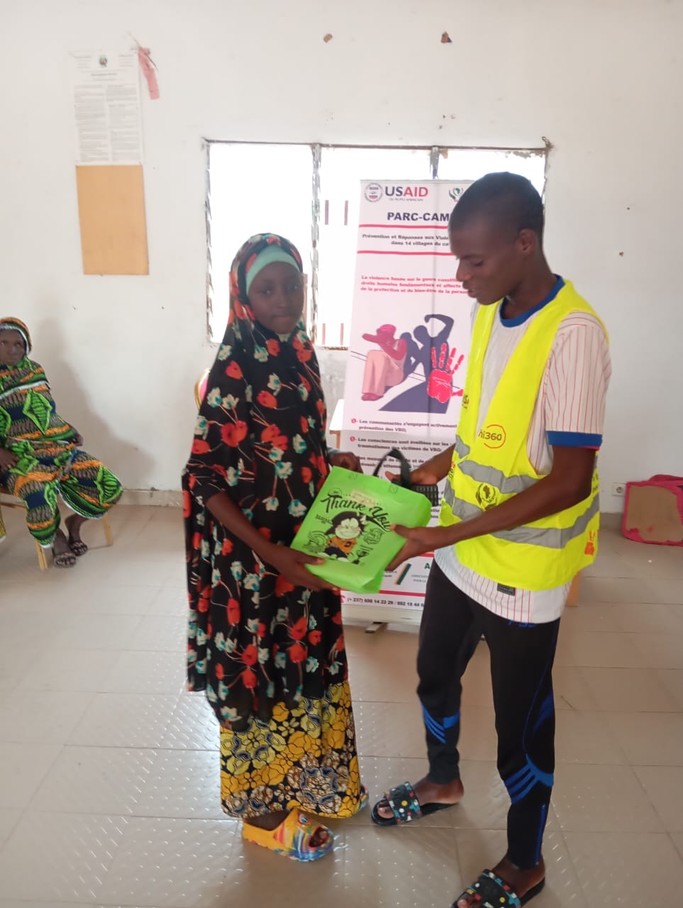 Programme « Education For All » appui à la scolarisation, distribution de kits Back to School à 25 enfants du primaire et secondaire et sensibilisation des parents sur l’importance de l’éducation - Photo 1