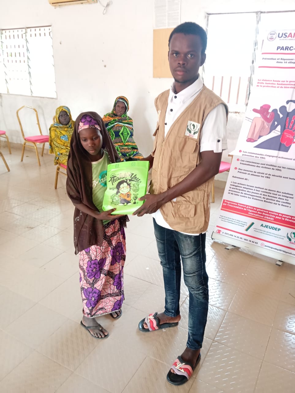 Programme « Education For All » appui à la scolarisation, distribution de kits Back to School à 25 enfants du primaire et secondaire et sensibilisation des parents sur l’importance de l’éducation - Photo 4