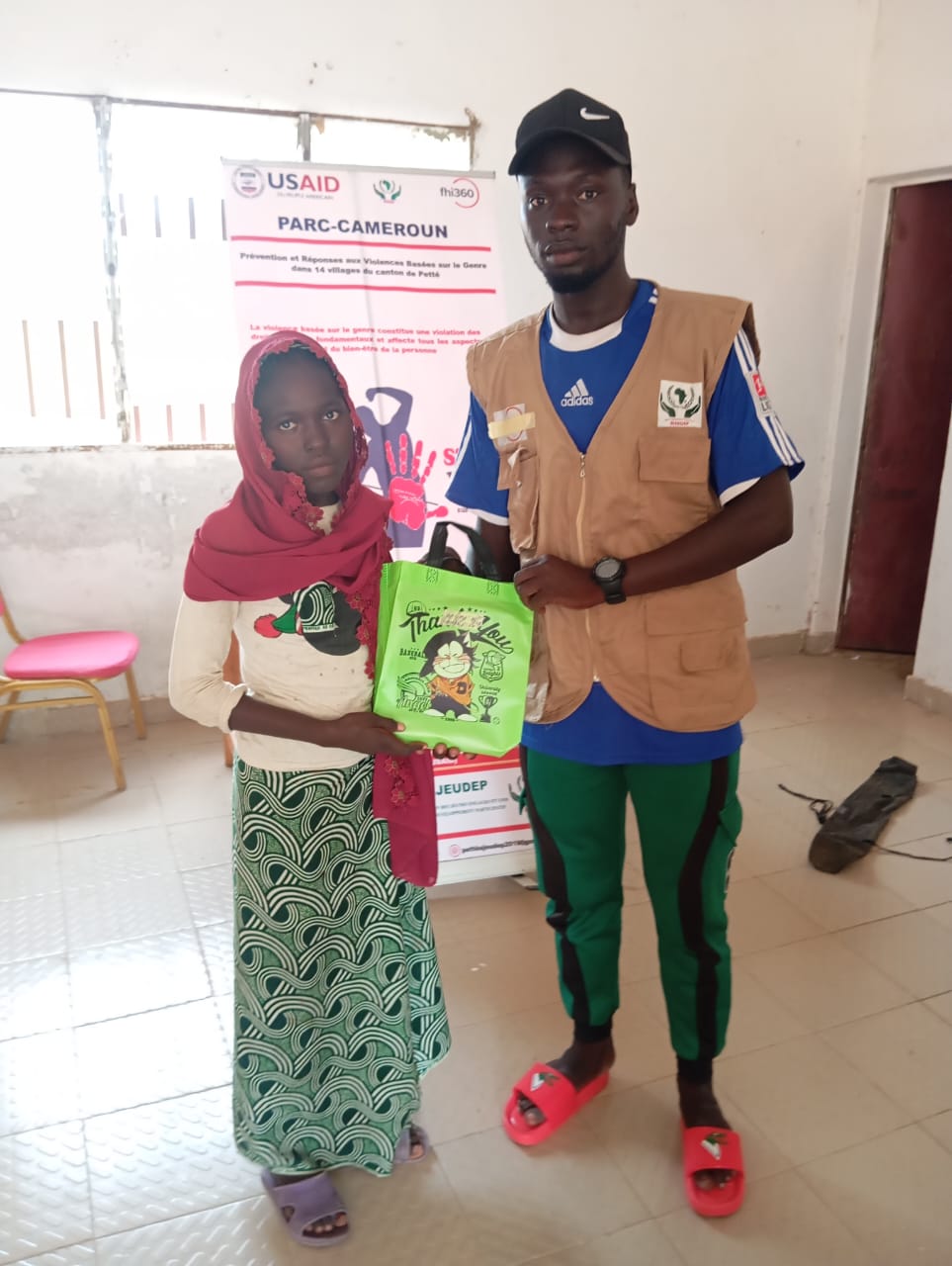 Programme « Education For All » appui à la scolarisation, distribution de kits Back to School à 25 enfants du primaire et secondaire et sensibilisation des parents sur l’importance de l’éducation - Photo 5