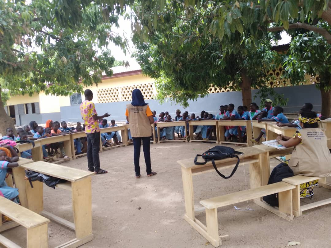 Organisation d’une sensibilisation sur la violence en milieu scolaire et l’importance de l’école à ICE - Photo 1